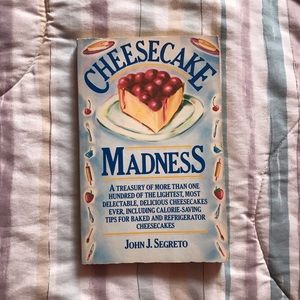 PRICE FIRM Cheesecake Madness Over 100 Recipes Segreto 1984
